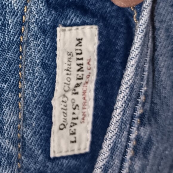 Levi's Blue Jean Jacket with Leopard Print Lining - Picture 5 of 9